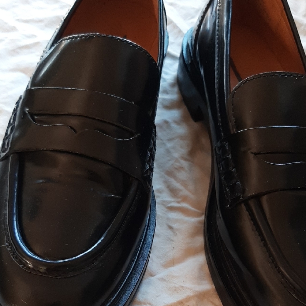 Madewell Black Leather Loafers - Picture 2 of 11